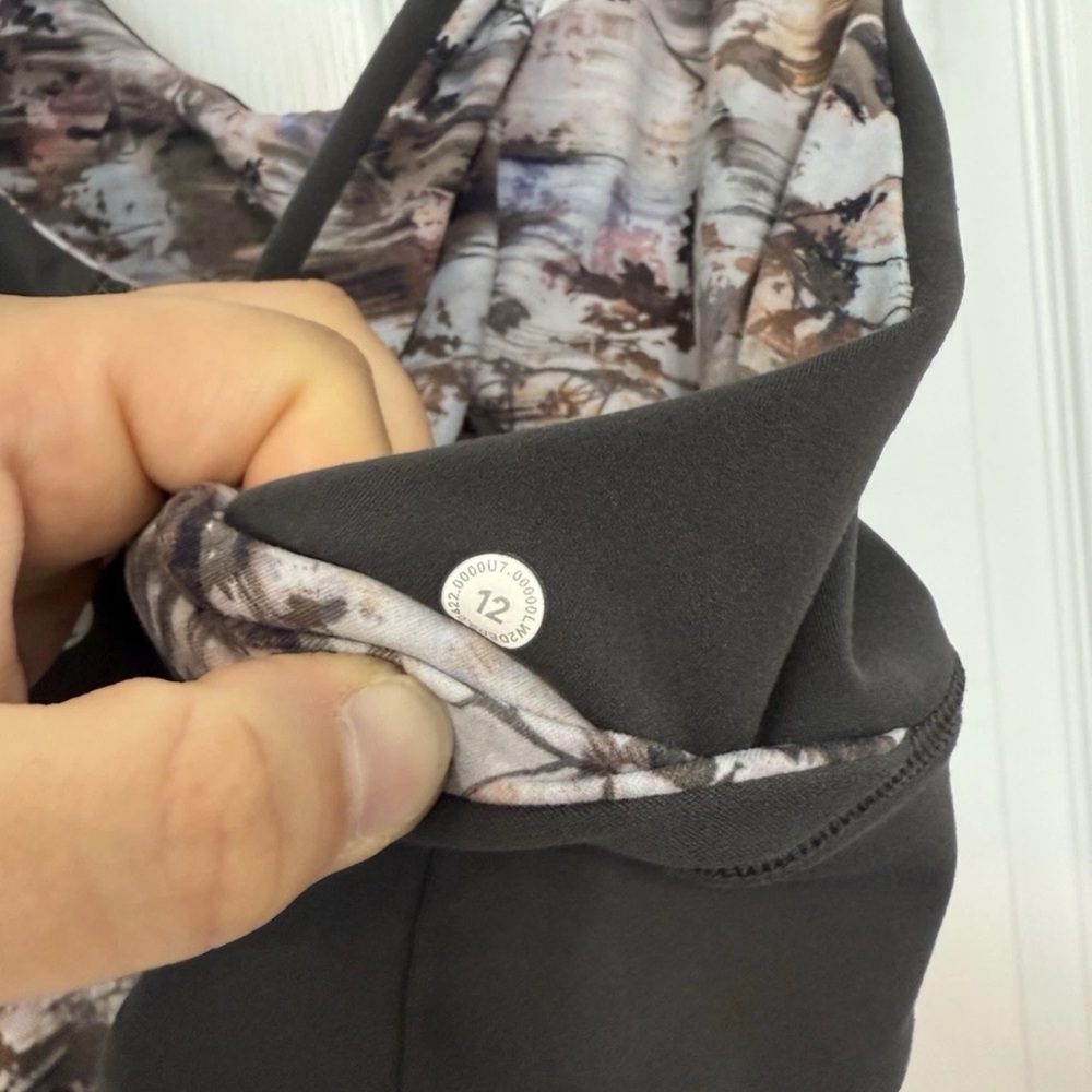 Lululemon Free To Be Set Leggings 10, Reversible Bra 12 - Picture 7 of 10